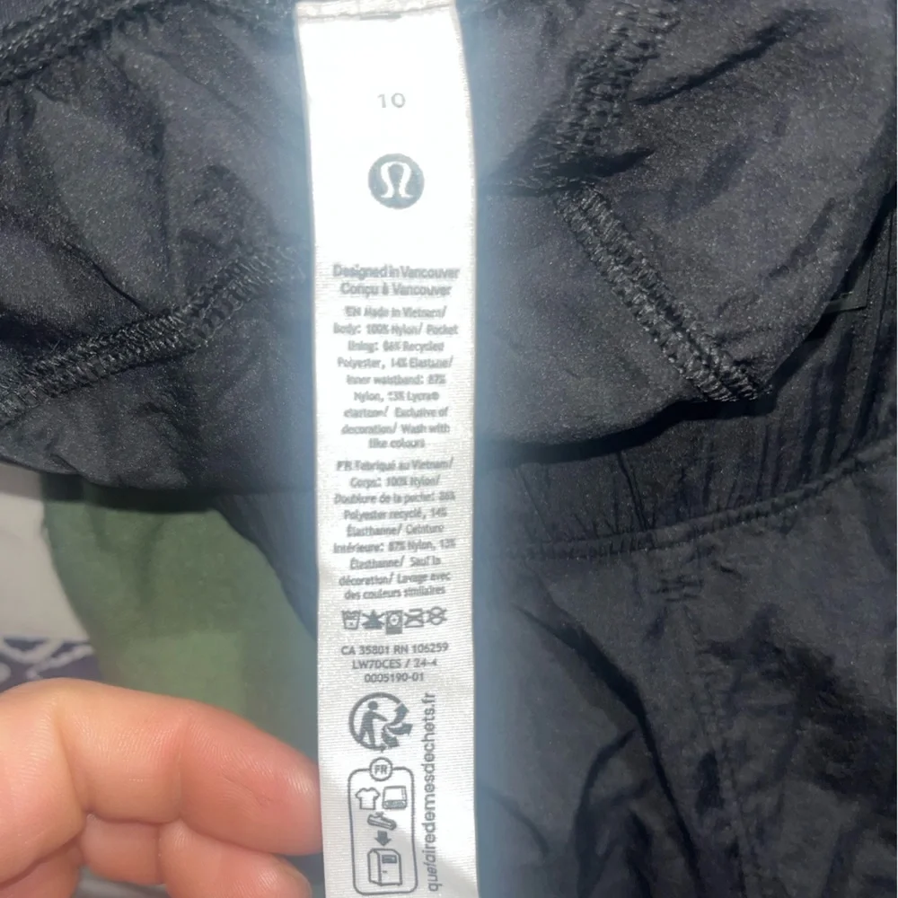 Lululemon Black Workout Shorts - Picture 6 of 6